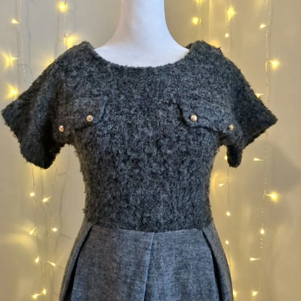 Add Wool Dress Gray Skull Faux Pocket Gold Fuzzy Winter Cozy Size Medium
